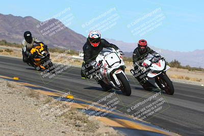 media/Jan-13-2024-SoCal Trackdays (Sat) [[9c032fe5aa]]/Turn 14 Inside (150pm)/